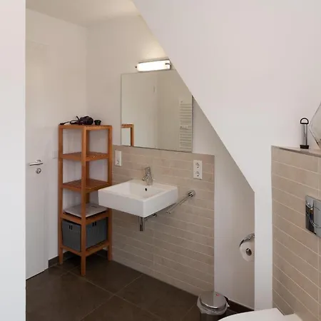 Haus Emilia - Leuchtturm *