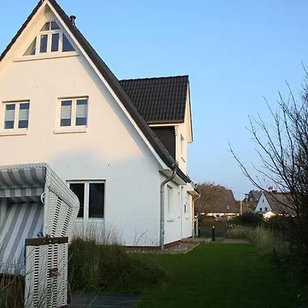 Apartament Haus Emilia - Leuchtturm Hörnum