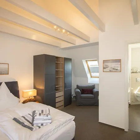 Apartament Haus Emilia - Leuchtturm Hörnum